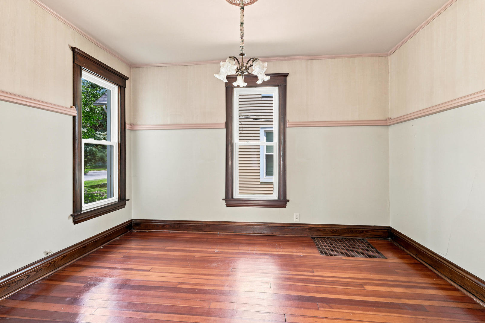 1810 15th Street Moline, IL 61265 - Photo 11 of 47
