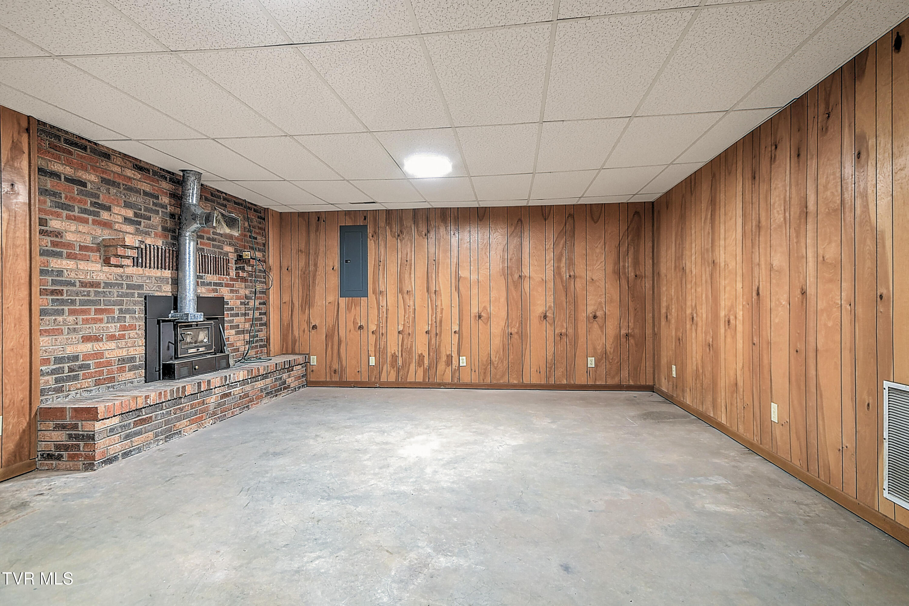 1686 Rock Springs Road Kingsport, TN 37664 - Photo 31 of 41 1686 Rock Springs EH-31