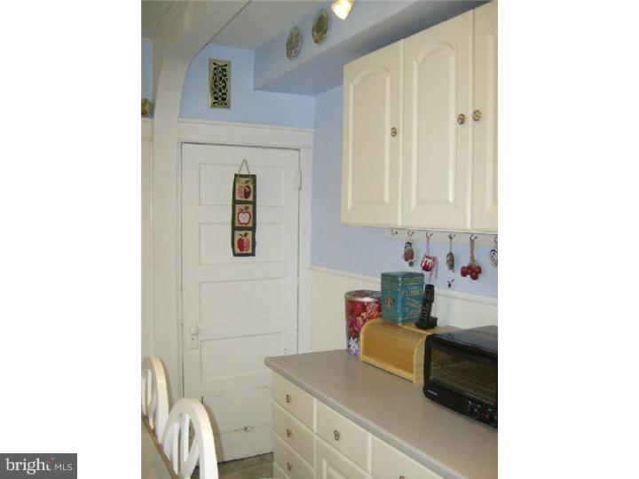 413 Cleveland Avenue Riverside, NJ 08075 - Photo 22 of 25 Kitchen