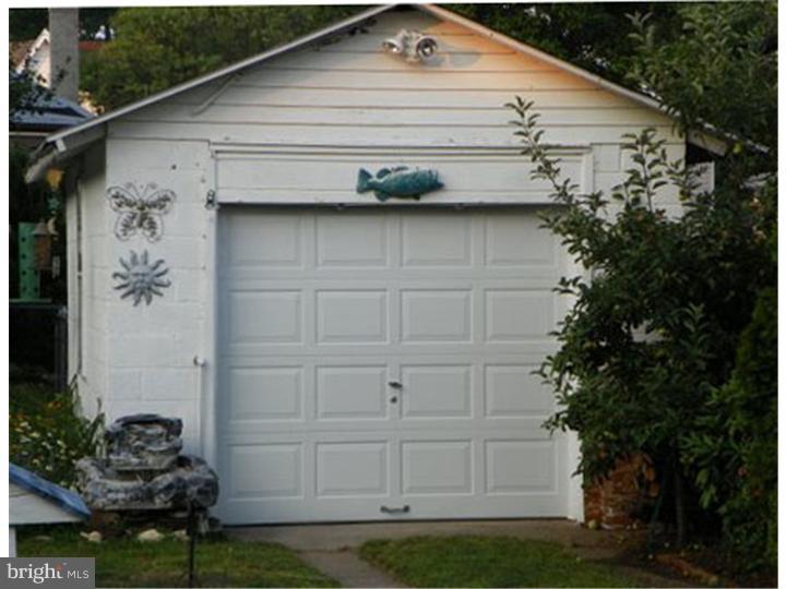 413 Cleveland Avenue Riverside, NJ 08075 - Photo 25 of 25 Garage