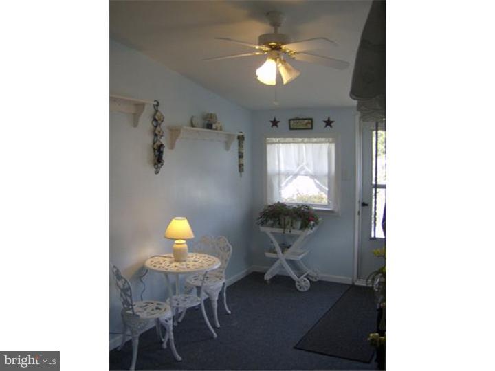 413 Cleveland Avenue Riverside, NJ 08075 - Photo 6 of 25 Sun Room