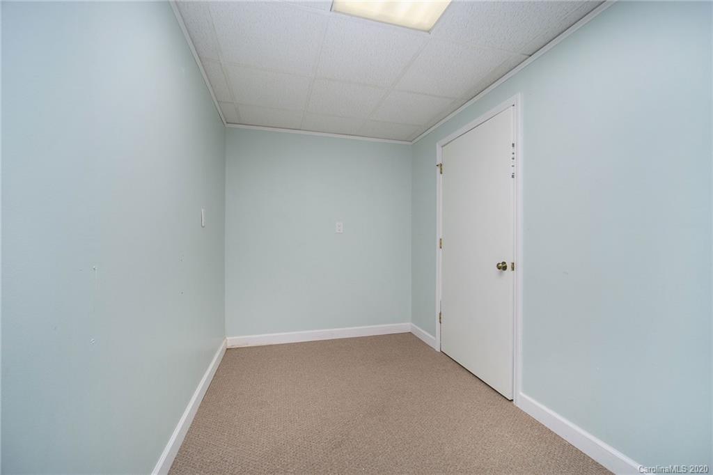 4212 Middle Stream Road Charlotte, NC 28213 - Photo 35 of 42 Gallery Image 35