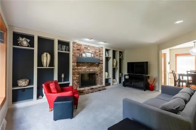 $645,000 | 1223 Driftwood Drive, Pittsburgh, PA 15243