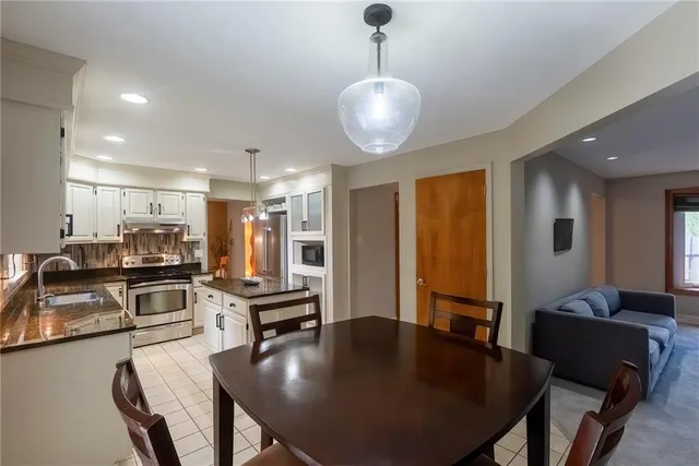 $645,000 | 1223 Driftwood Drive, Pittsburgh, PA 15243