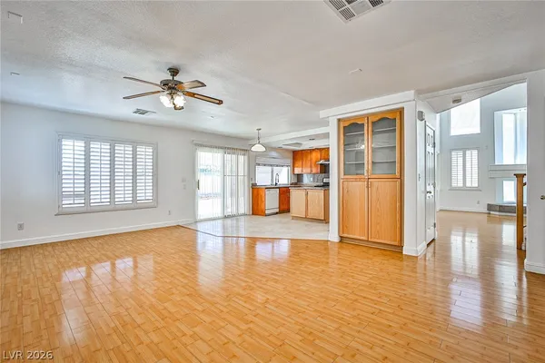 $2,290 | 5864 Rainbow Trout Court, Las Vegas, NV 89113
