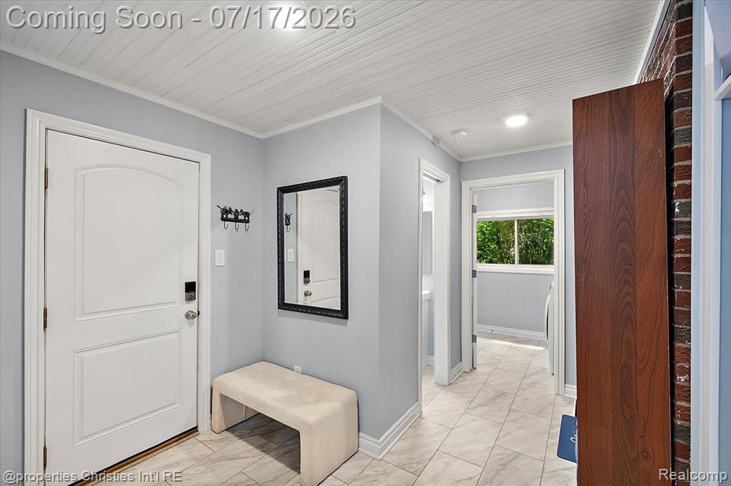 18244 Beverly Road Beverly Hills, MI 48025 - Photo 49 of 80
