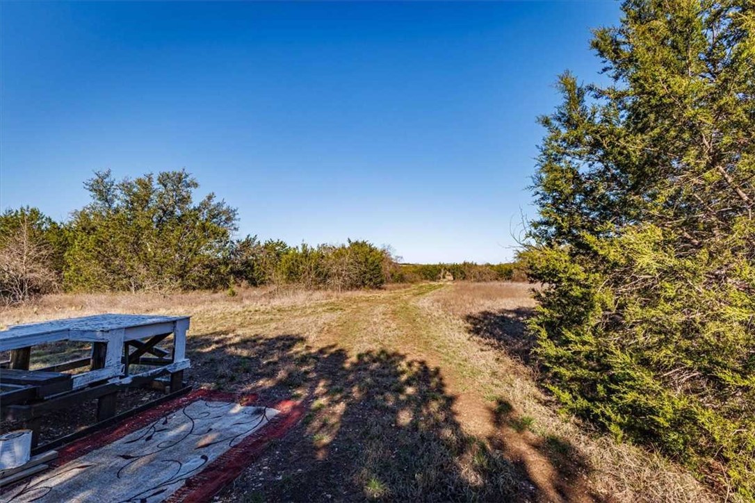 2998 Straws Mill Road Gatesville, TX 76528 - Photo 29 of 77 a view of a lake with a mountain