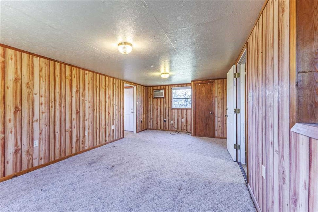 2998 Straws Mill Road Gatesville, TX 76528 - Photo 52 of 77 an empty room with windows