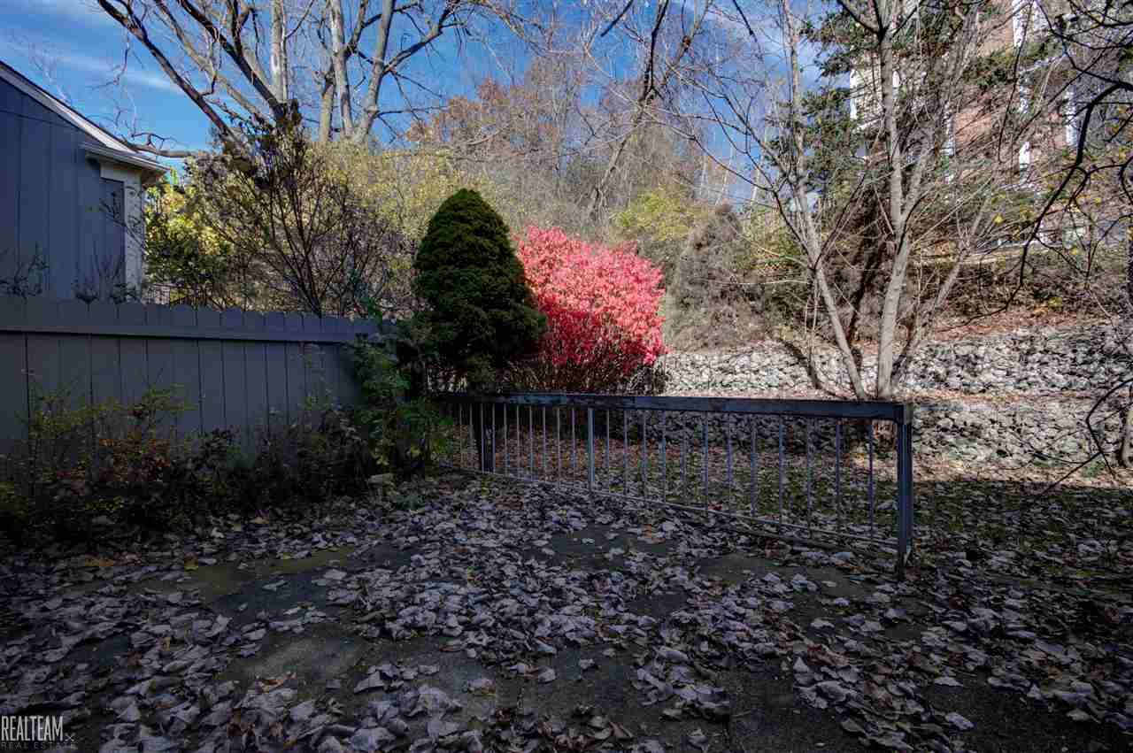 1510 Hidden Valley Lane Rochester Hills, MI 48306 - Photo 37 of 38
