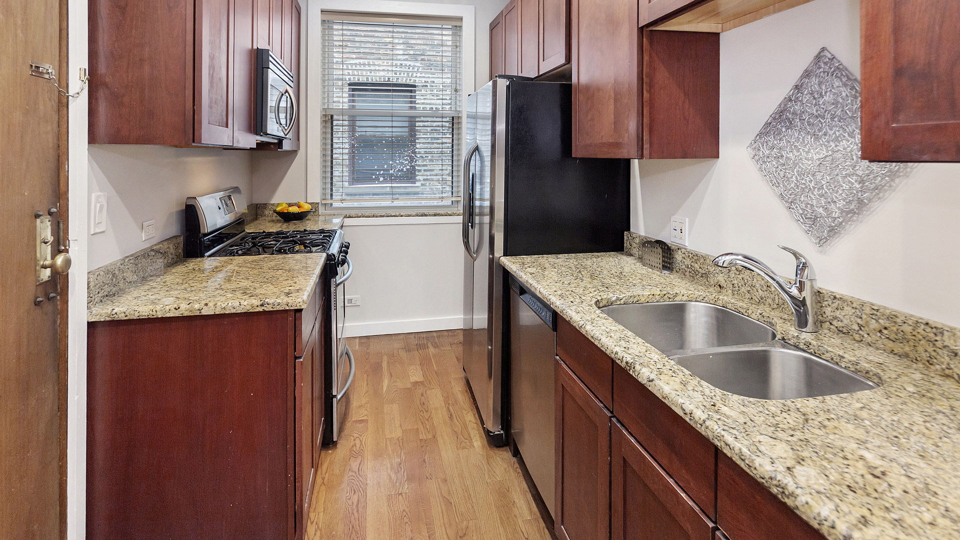 1321 West Addison Street, Unit 2A Chicago, IL 60613 - Photo 12 of 17