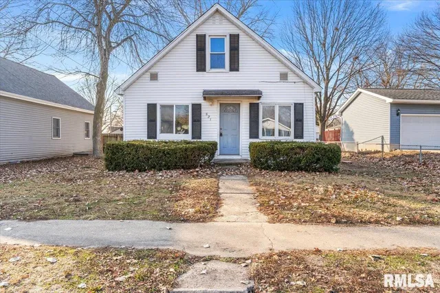 $120,000 | 521 Lincoln Street, Divernon, IL 62530