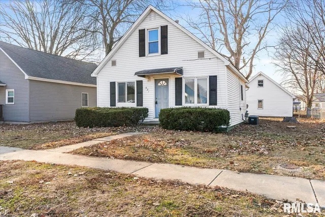 $120,000 | 521 Lincoln Street, Divernon, IL 62530