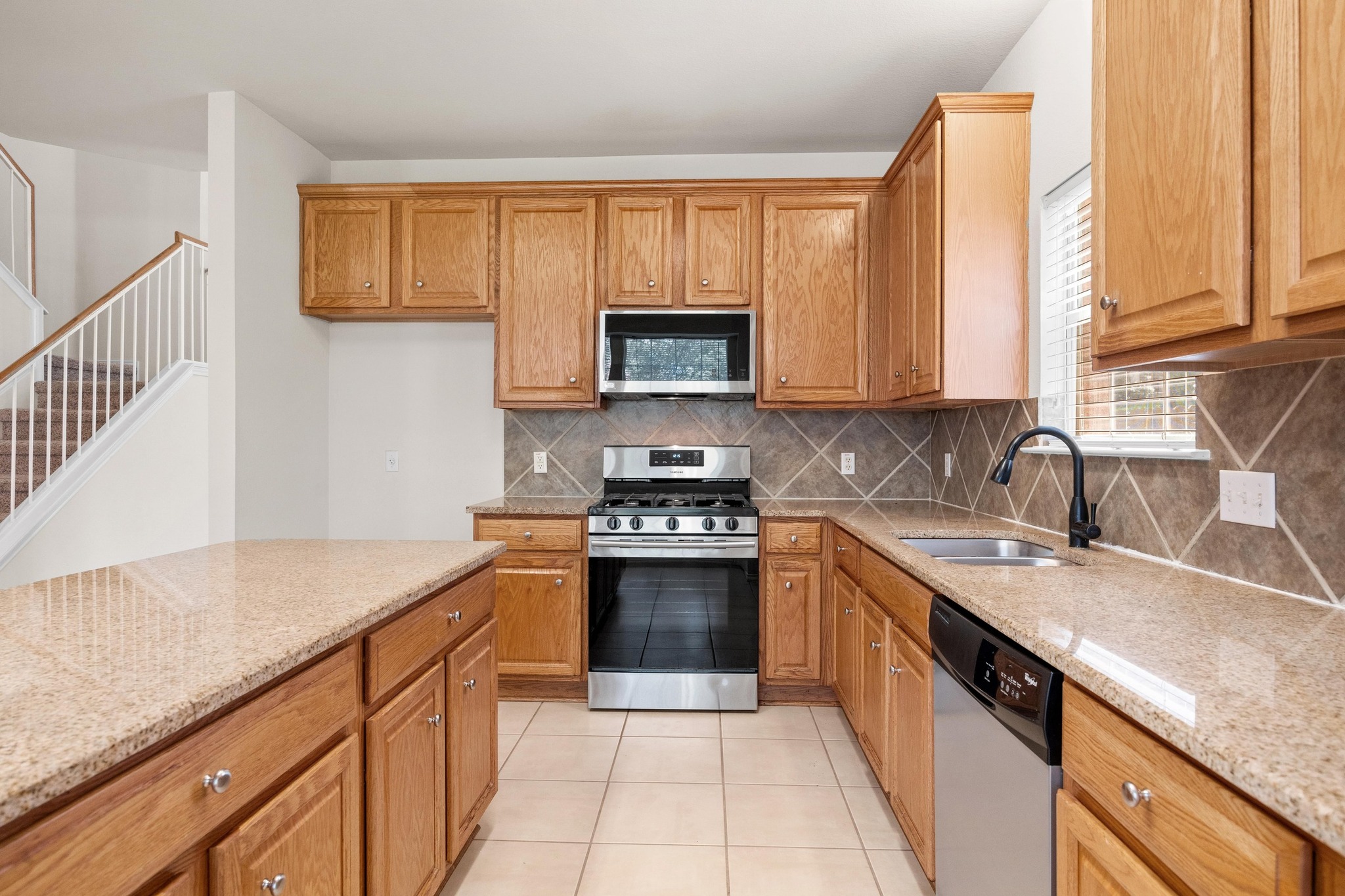 9400 Billingham Trail Austin, TX 78717 - Photo 9 of 32