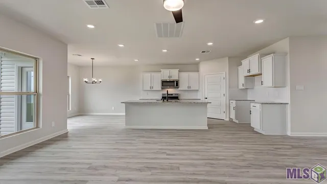 $425,150 | 12692 Legacy Oaks Avenue, Central, LA 70818