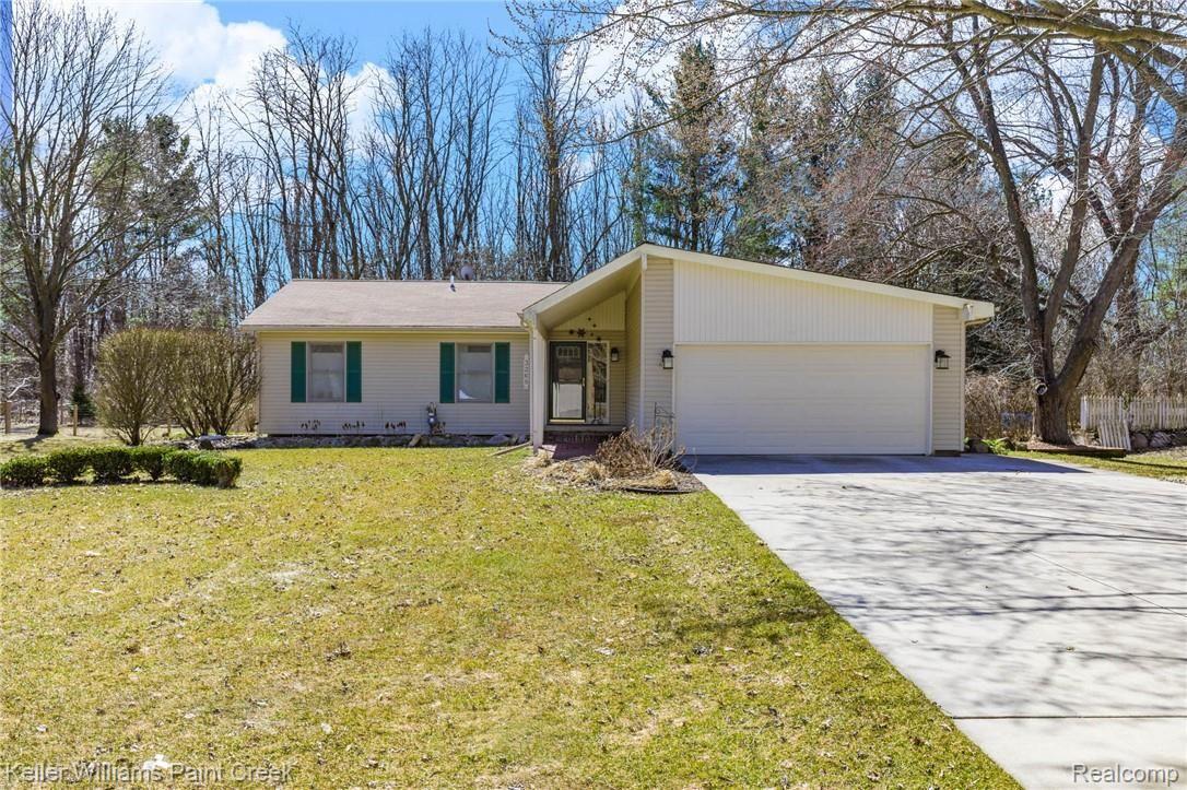 3268 Spring Meadow Drive Rochester, MI 48306 - Photo 1 of 35 3268 Spring Meadow Dr-1.jpg