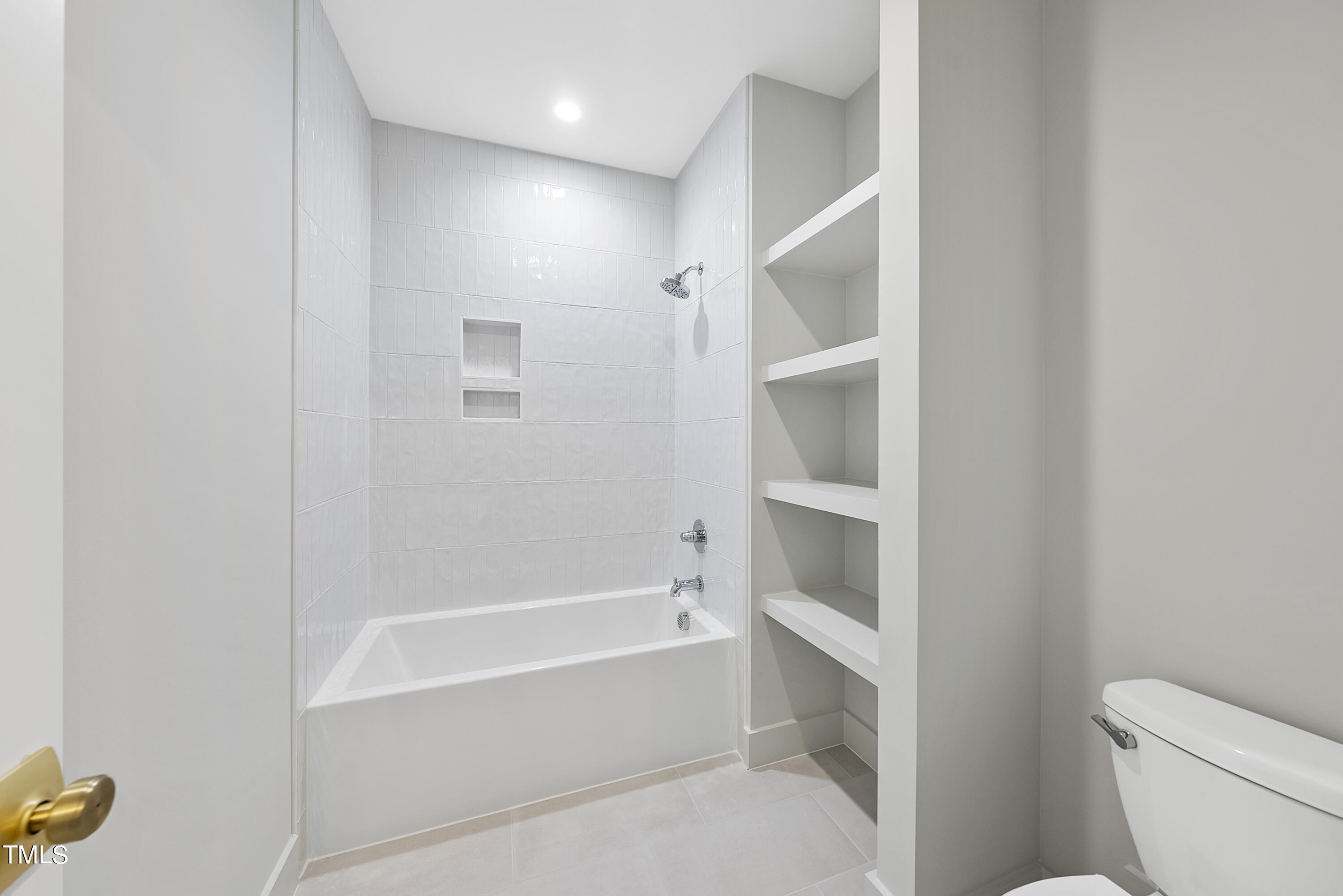 1137 Ivy Lane Raleigh, NC 27609 - Photo 29 of 49 DSC00318