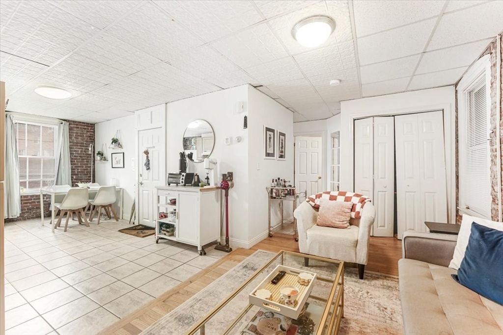 19 Harris Street, Unit 1 Boston, MA 02113 - Photo 10 of 17