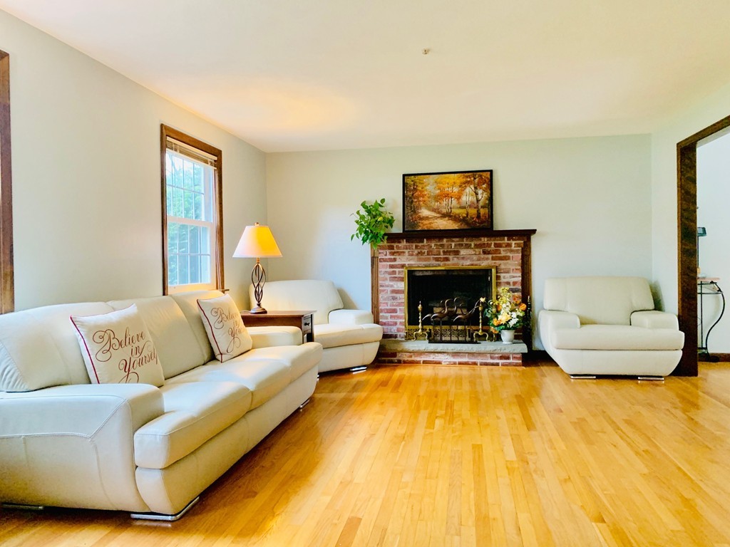 89 Drummer Road, Unit 89 Acton, MA 01720 - Photo 2 of 18