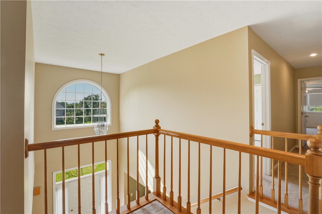 11 Turnberry Road Horseheads, NY 14845 - Photo 19 of 50 2 Story Foyer
