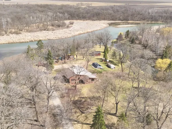 $749,900 | 27111 Timber Hills Lane, Battle Lake, MN 56515