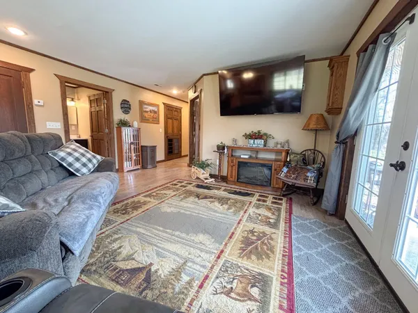 $749,900 | 27111 Timber Hills Lane, Battle Lake, MN 56515