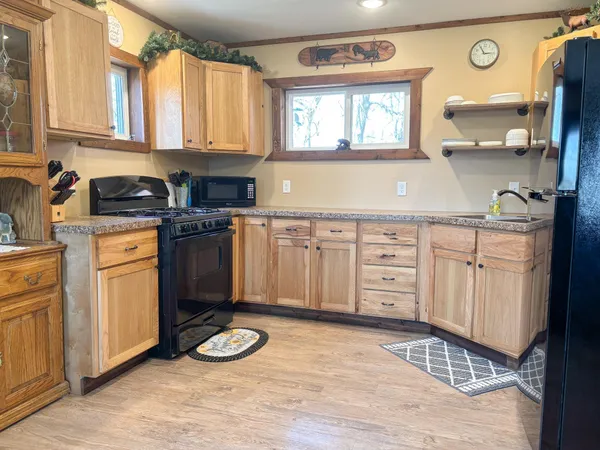 $749,900 | 27111 Timber Hills Lane, Battle Lake, MN 56515
