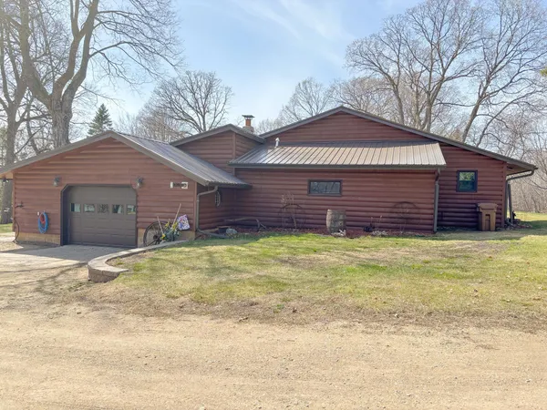 $749,900 | 27111 Timber Hills Lane, Battle Lake, MN 56515