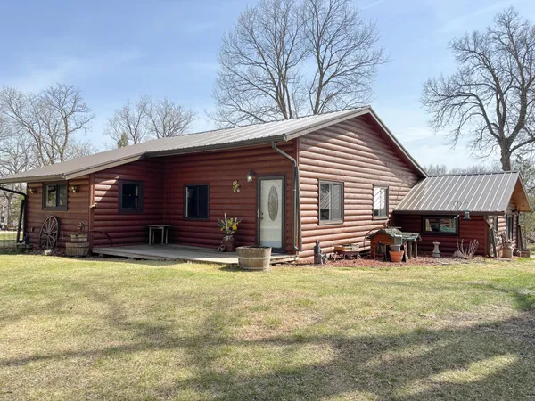 $749,900 | 27111 Timber Hills Lane, Battle Lake, MN 56515