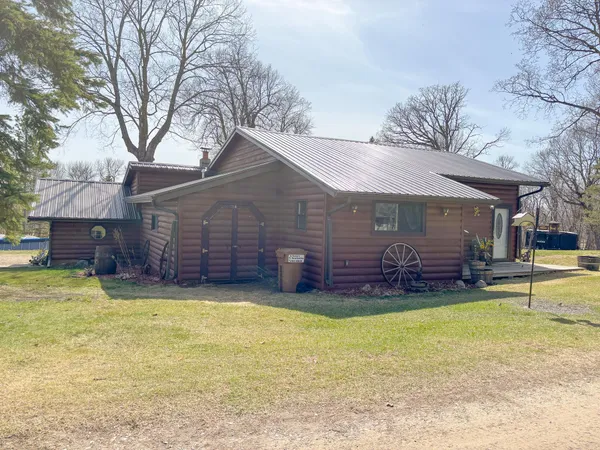 $749,900 | 27111 Timber Hills Lane, Battle Lake, MN 56515