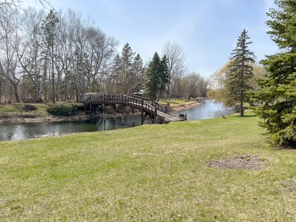 $749,900 | 27111 Timber Hills Lane, Battle Lake, MN 56515