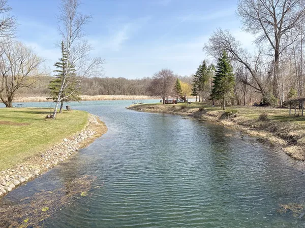 $749,900 | 27111 Timber Hills Lane, Battle Lake, MN 56515