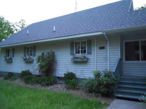 4877 North Lapeer Road Columbiaville, MI 48421 - Photo 1 of 23 20403030.JPG
