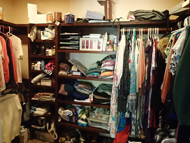 a view of walk in closet