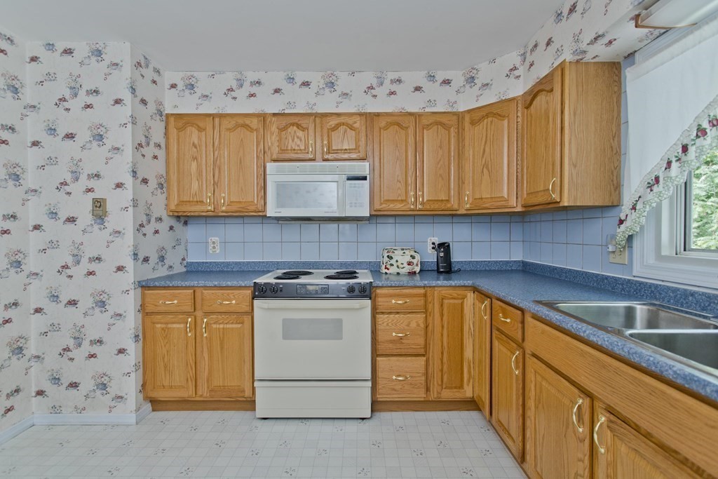 1 R Old Chester Road Blandford, MA 01008 - Photo 12 of 27 Gallery Image 12