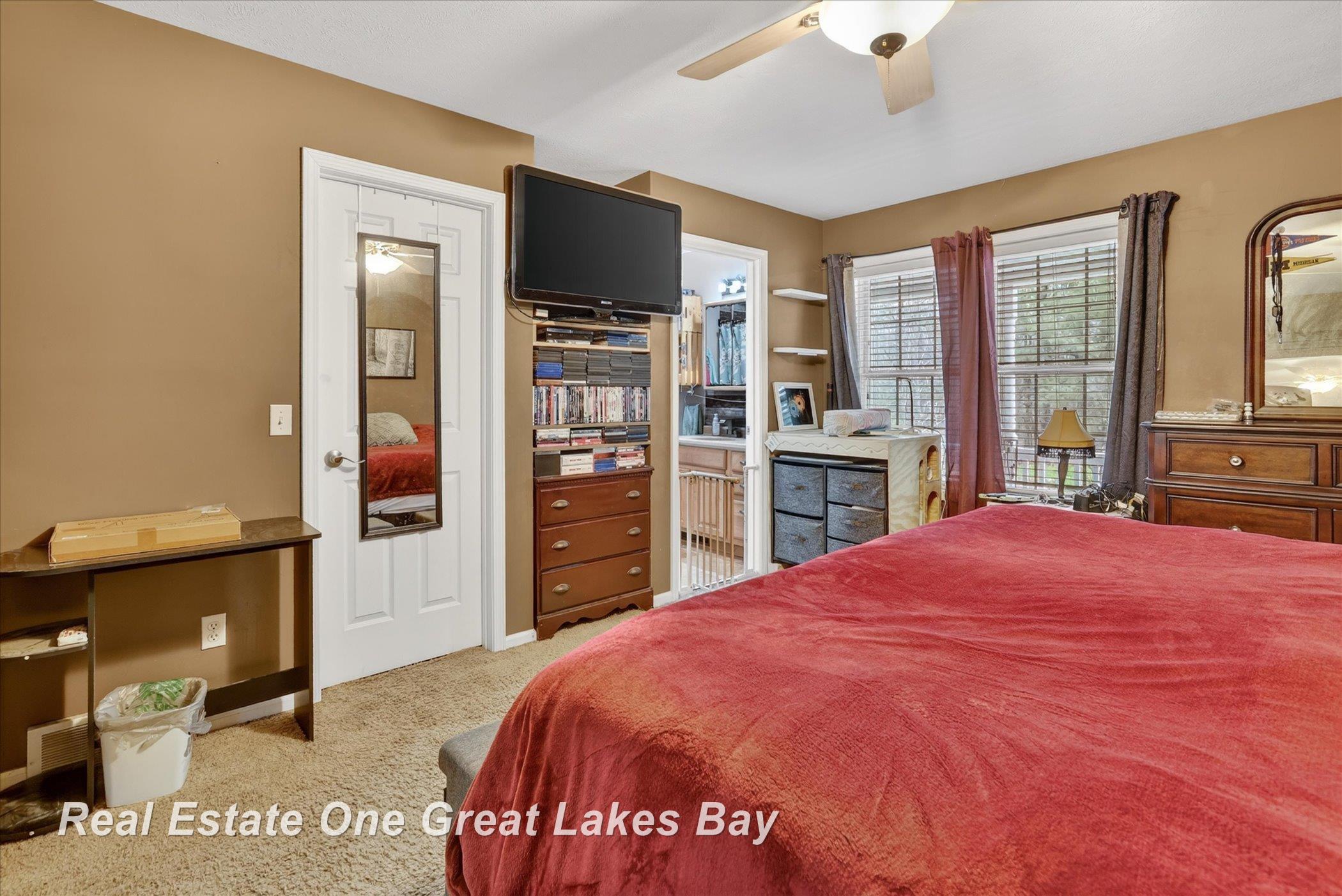 340 East Howard Road Beaverton, MI 48612 - Photo 18 of 37