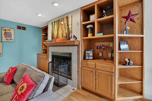 $415,000 | 112 Renata Court, DeForest, WI 53532