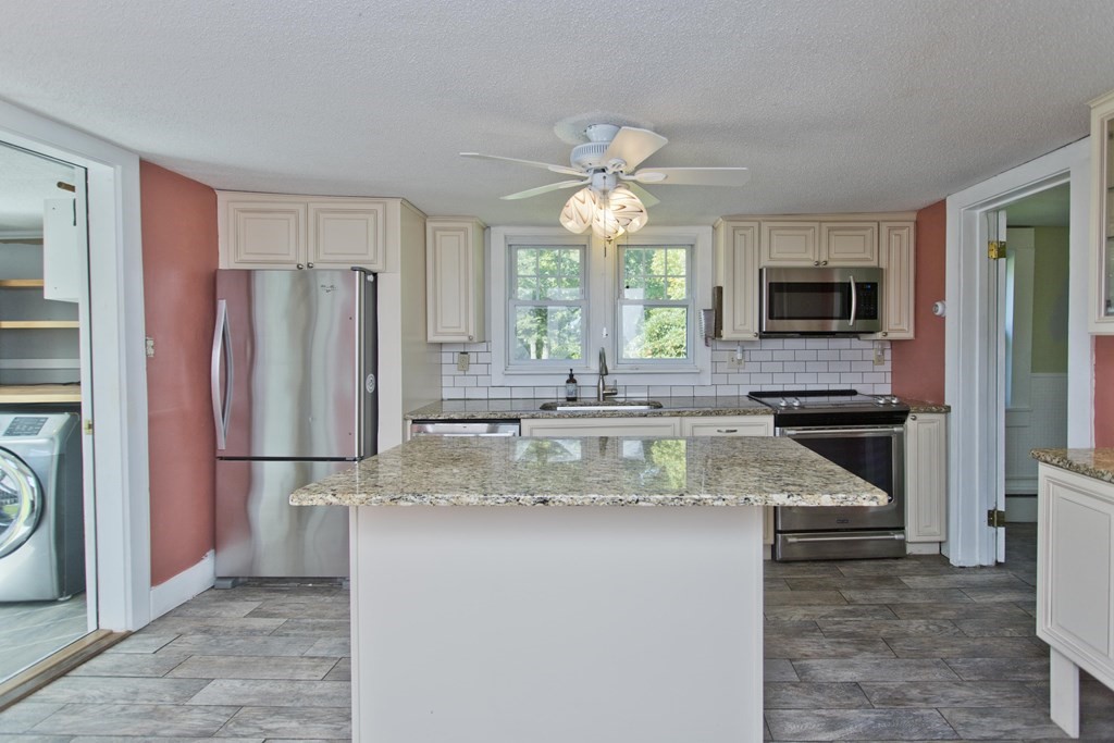 101 Watchaug Road Somers, CT 06071 - Photo 12 of 39