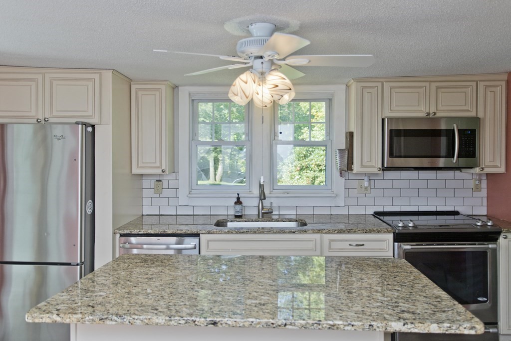 101 Watchaug Road Somers, CT 06071 - Photo 13 of 39