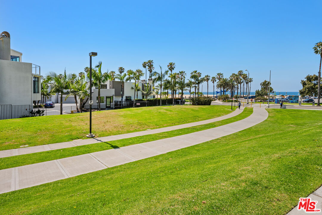 2960 Neilson Way, Unit 103 Santa Monica, CA 90405 - Photo 30 of 35