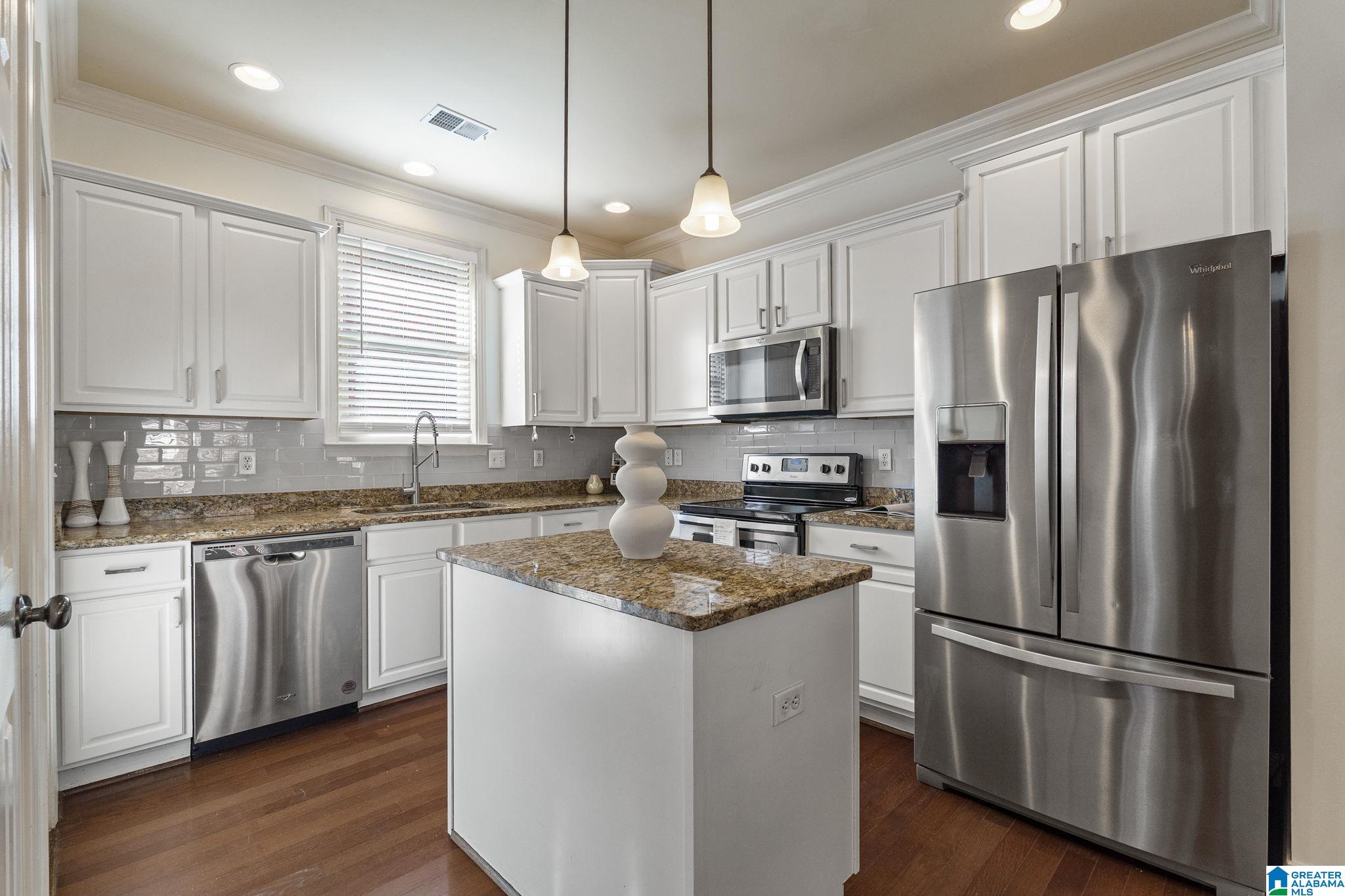5712 Park Side Road Birmingham, AL 35244 - Photo 12 of 42