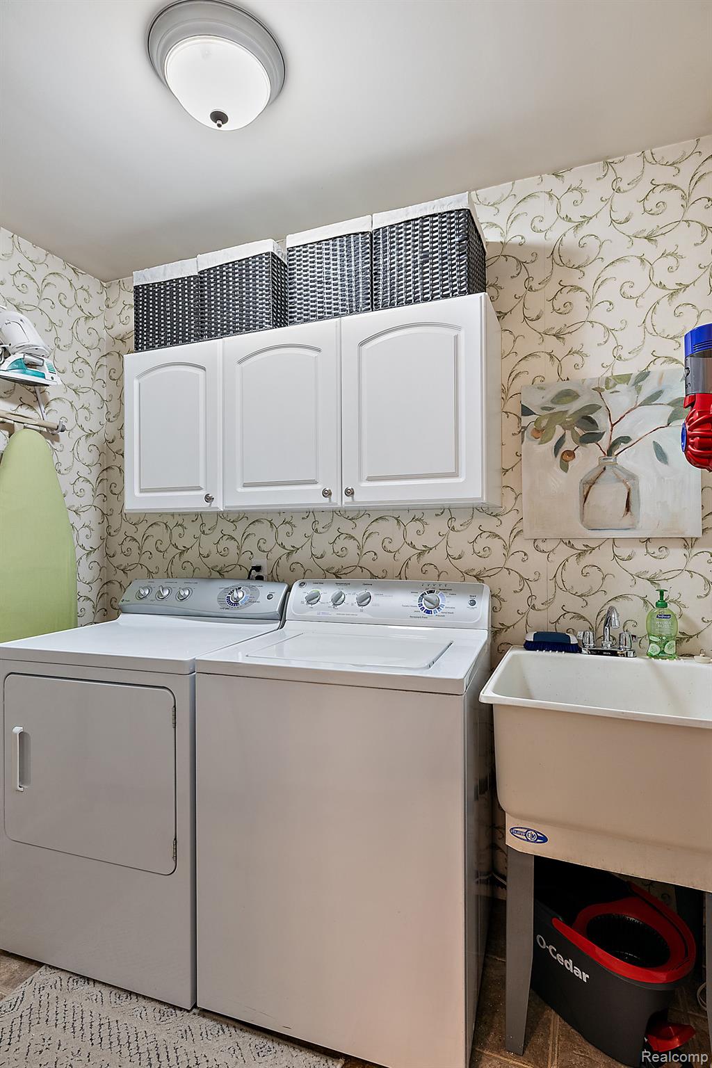 3579 Merion Court Rochester, MI 48309 - Photo 36 of 41 Gallery Image 36