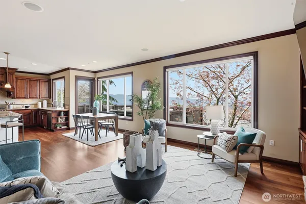 $2,988,000 | 2734 Northeast Daphne Street, Issaquah, WA 98029