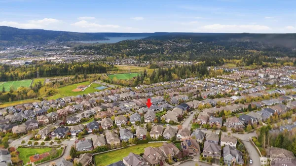 $2,988,000 | 2734 Northeast Daphne Street, Issaquah, WA 98029