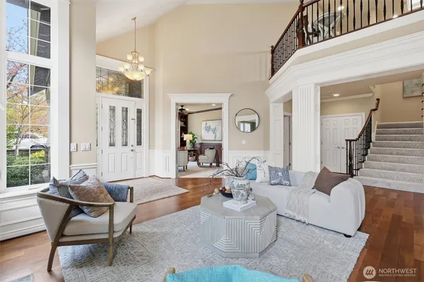 $2,988,000 | 2734 Northeast Daphne Street, Issaquah, WA 98029