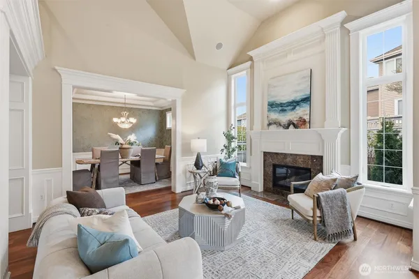 $2,988,000 | 2734 Northeast Daphne Street, Issaquah, WA 98029