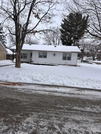 $299,500 | 401 East 6th Avenue, Brodhead, WI 53520
