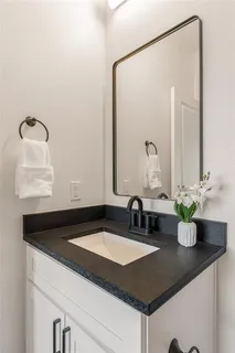 $449,000 | 13325 Bee Street, Unit 104, Farmers Branch, TX 75234