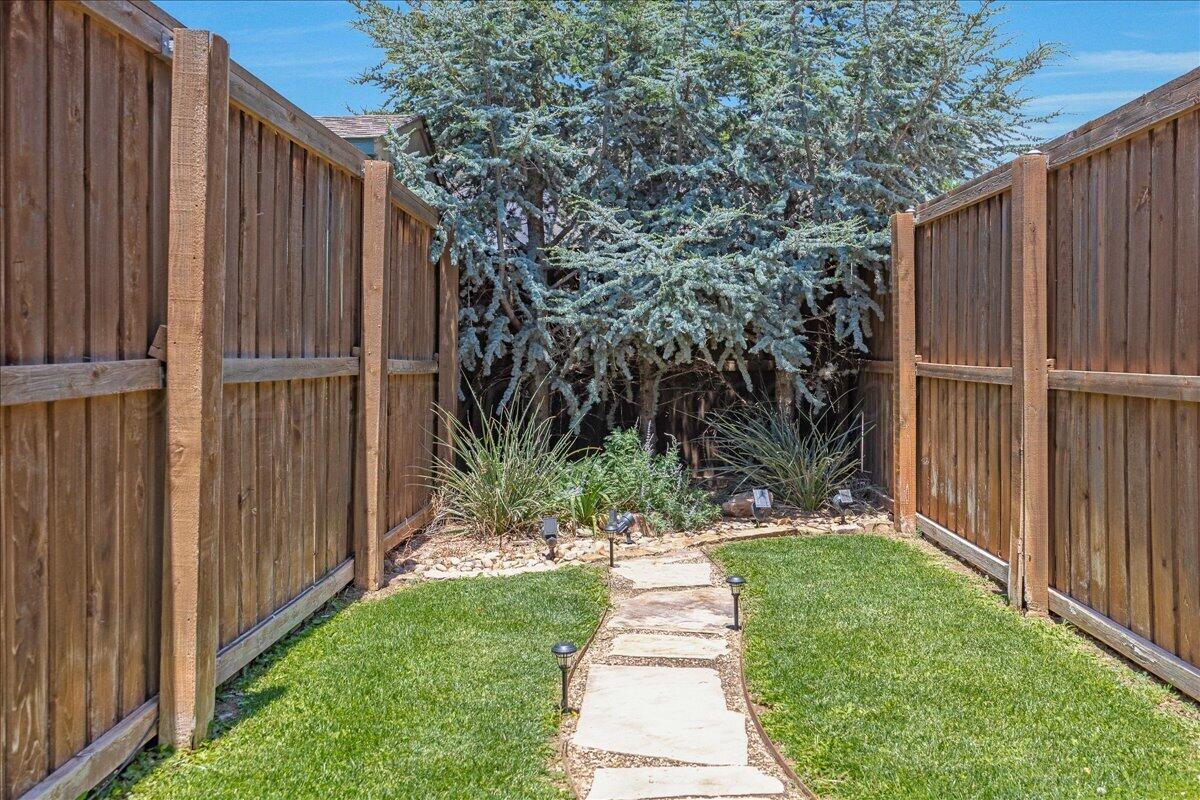 3614 West Point Drive Amarillo, TX 79119 - Photo 39 of 40 39-Yard 2