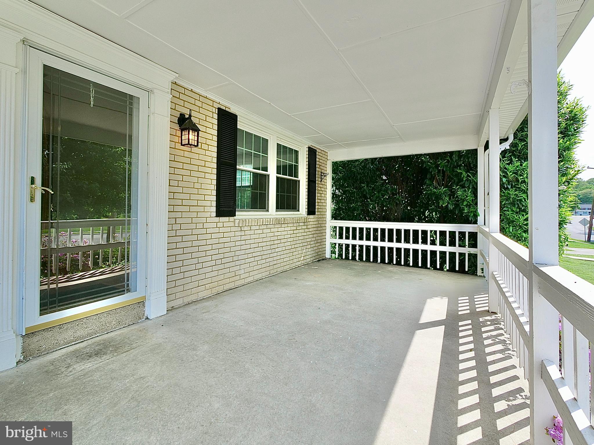 457 Sherman Road Springfield, PA 19064 - Photo 6 of 60 Front Porch