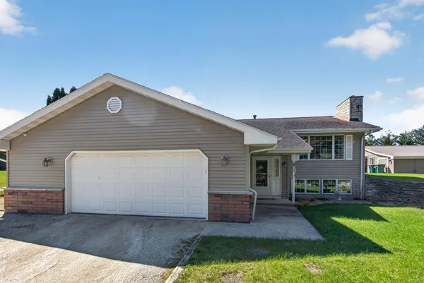 $595,000 | 1569 Co Hwy A, Farmington, WI 53090